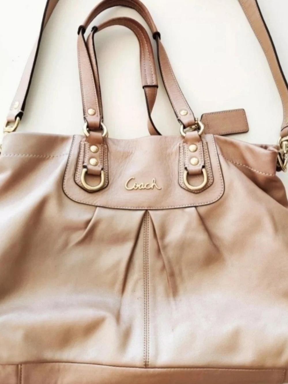 Final Reduction🎈Coach Womens Beige Bronze Metallic Satchel Authentic🎈Firm🎈